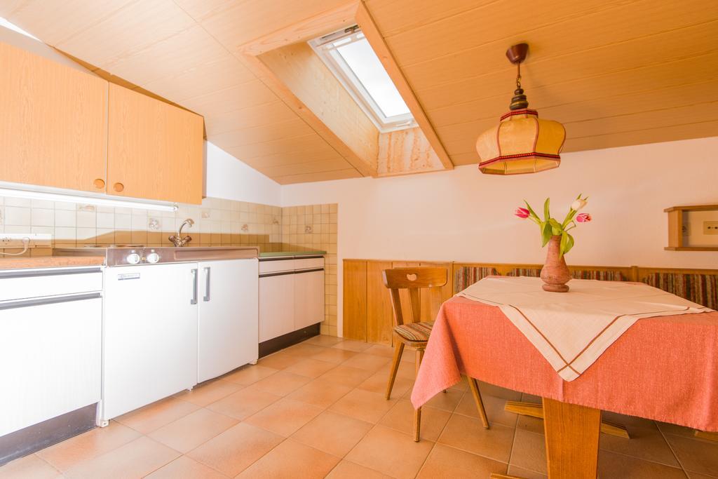 Gaestehaus Helga Scharnitz Room photo
